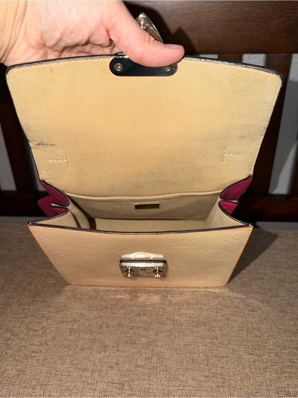 Louis Vuitton Spring Street Vernis 2 Way Bag - Picture 9 of 15